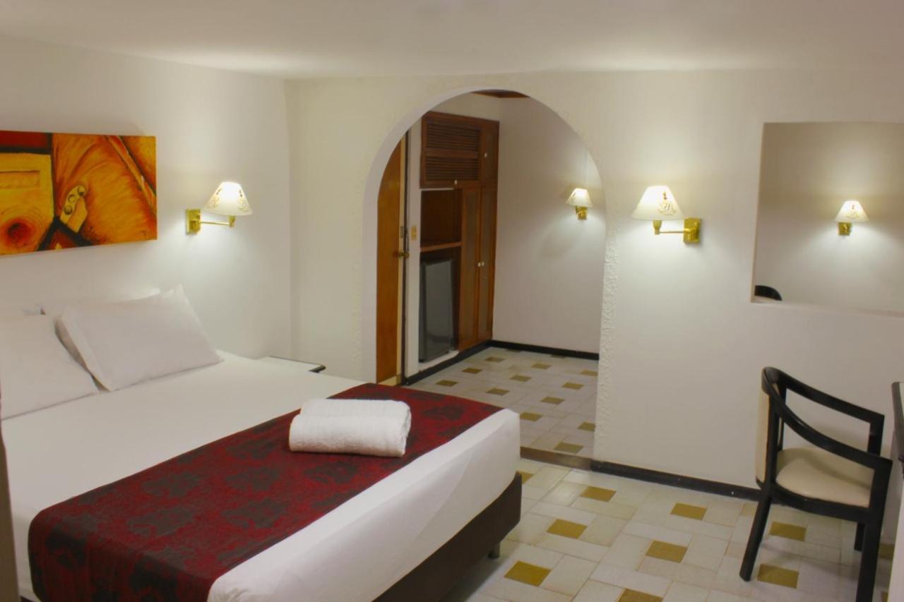 Mariscal Robledo Hotel 3*