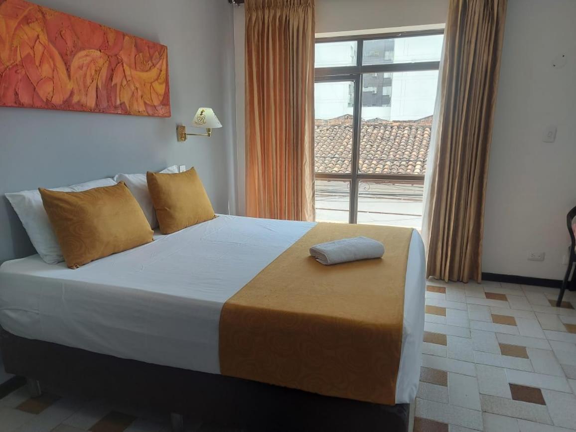 Hotel Mariscal Robledo